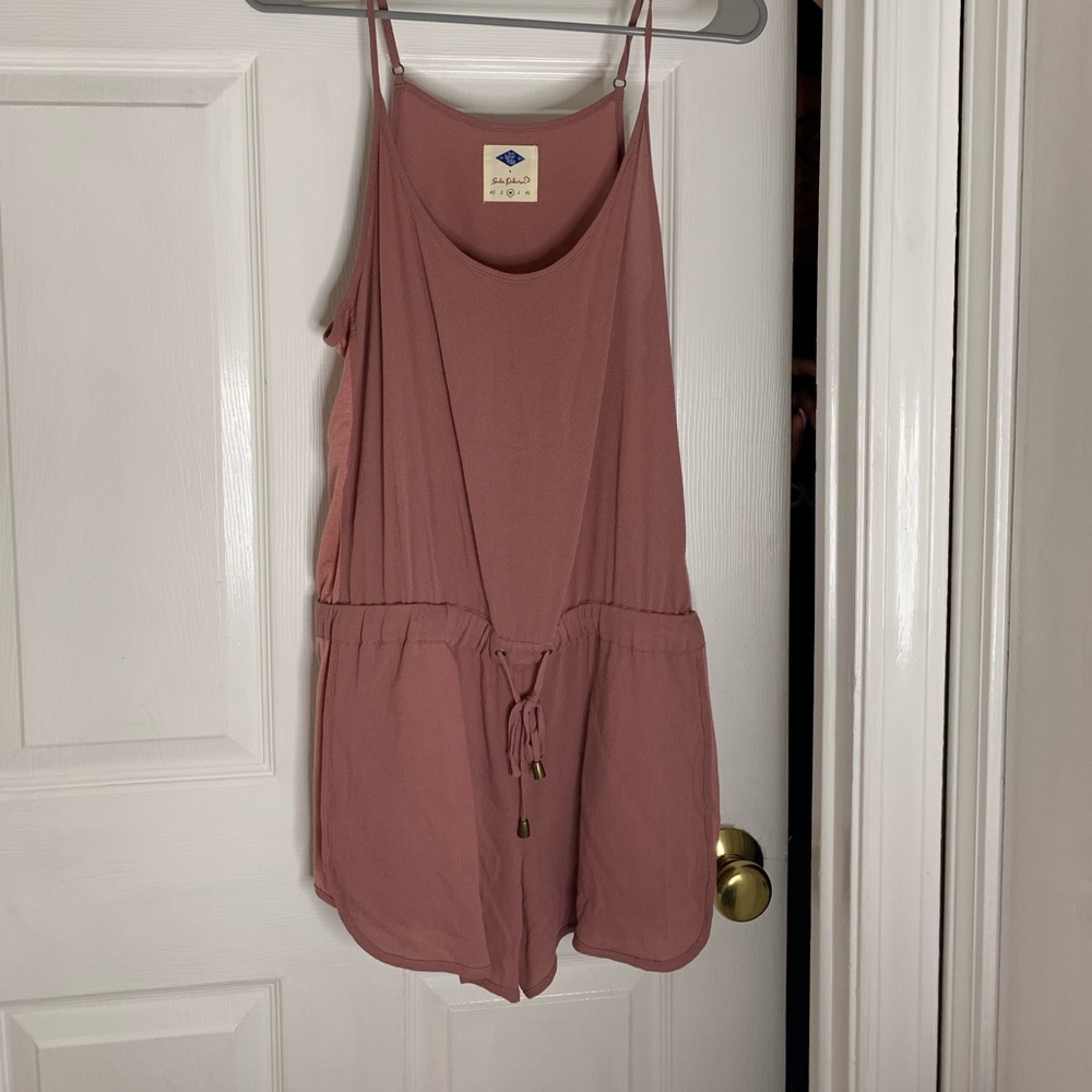 CANT FIT; NEVER WORN
